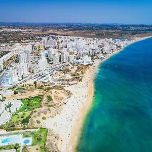 By Homing Armação de Pêra
